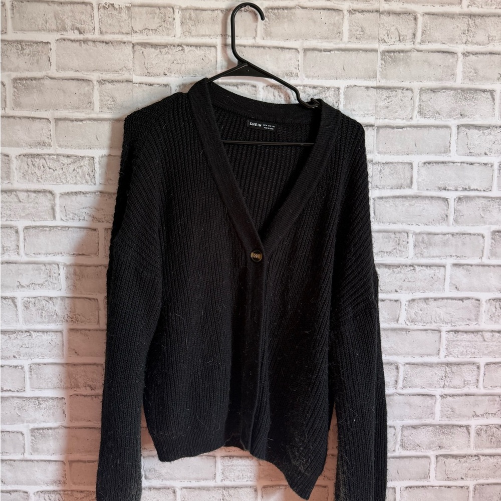 Black Sweater by New Look